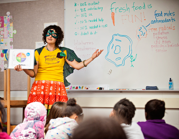 Hether Frayer, the Fresh Food Fairy,  speaks to a class at Northglade Montessori Magnet School